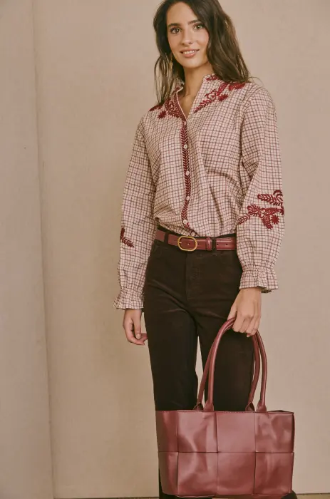 Blusa Cuadros Bordada
