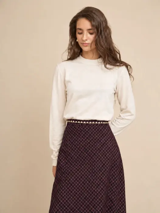 Falda Bordada