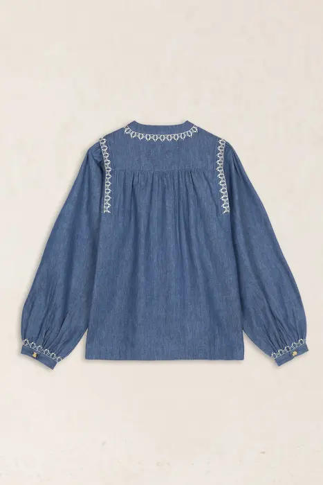 Blusa Denim Bordada
