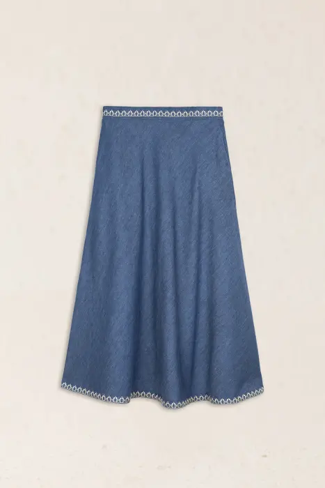 Falda Denim Bordada