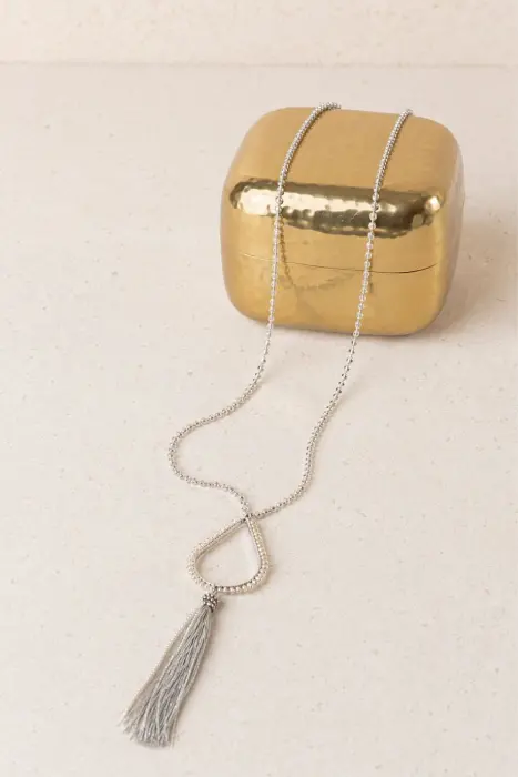 Collar Pompones con Cristal