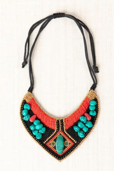 Collar Africano