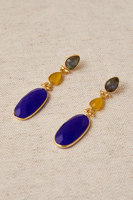 Pendientes largos triple piedra