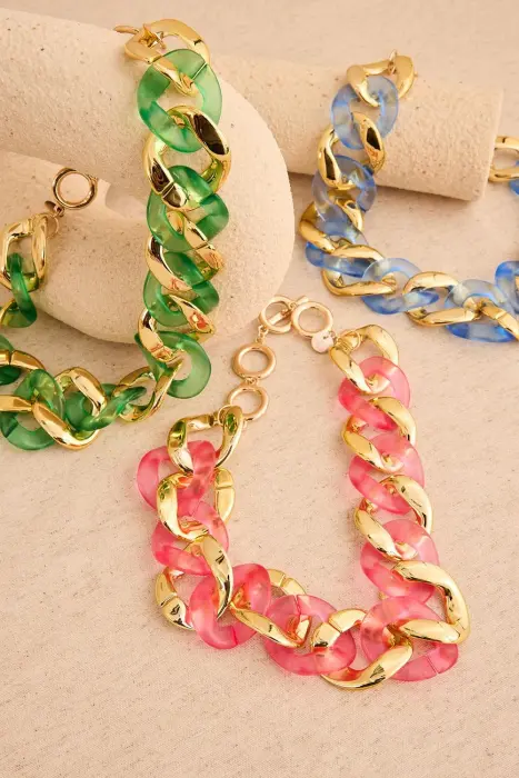 Collar corto eslabones combinado resina