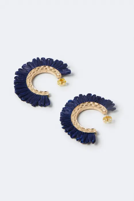 Pendiente aro rafia