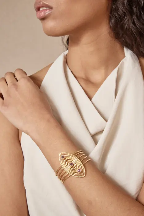 Pulsera latón con baño de oro y piedras semipreciosas