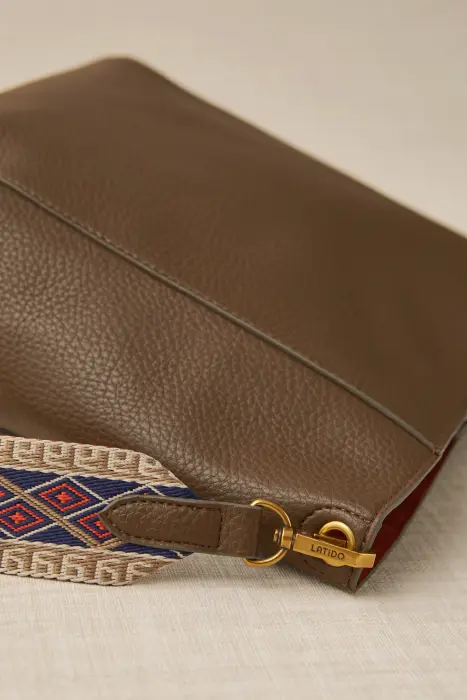 Bolso Cubo Asa Tejida