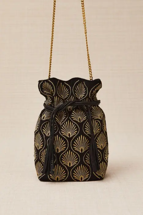 Bolso Saca de Terciopelo Bordado