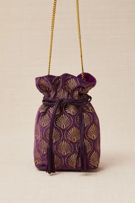 Bolso Saca de Terciopelo Bordado