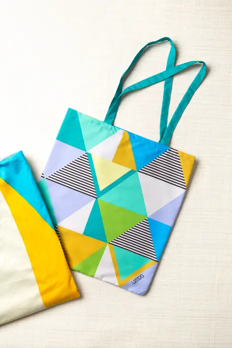 Toalla estampado geometrías