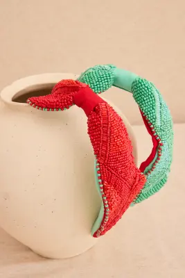 Diadema bordada resinas