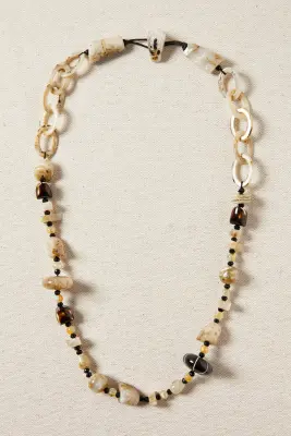 Collar largo piezas resina