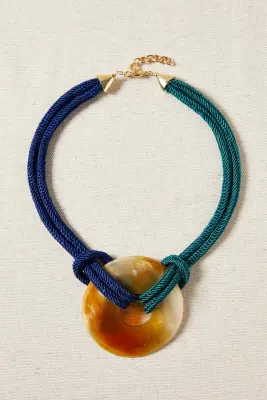 Collar Medallón de Asta