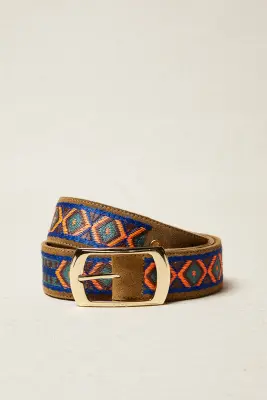 Cinturon piel bordado