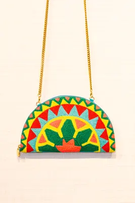Bolso media luna bordado