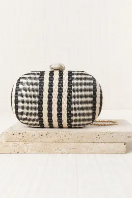 Bolso Clutch Rafia Oval