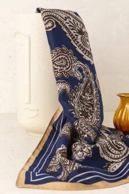 Fular Paisley Clásico