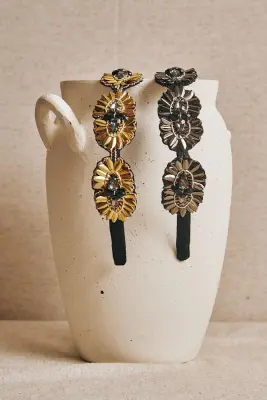 Diadema con Girasoles Azabache
