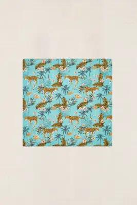 Pañuelo estampado tigres