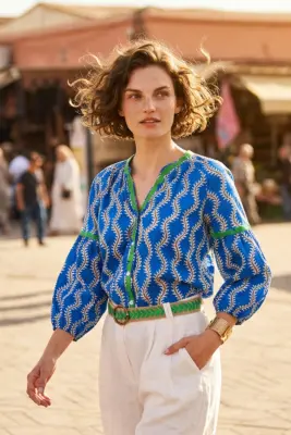 Blusa Ondas Bordada